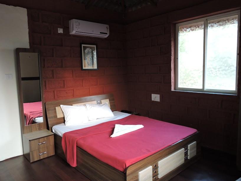 Prathamesh Resort Murūd Kültér fotó